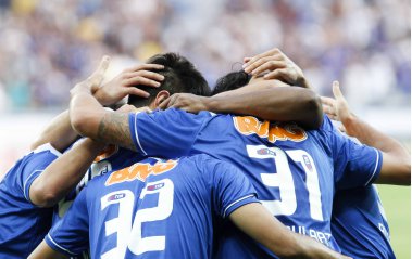 BRASILEIRÃO: Confrontos diretos ao título e a degola abrem a rodada