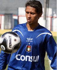 Série C: Antes mesmo de estrear, meia rescinde com o Baraúnas