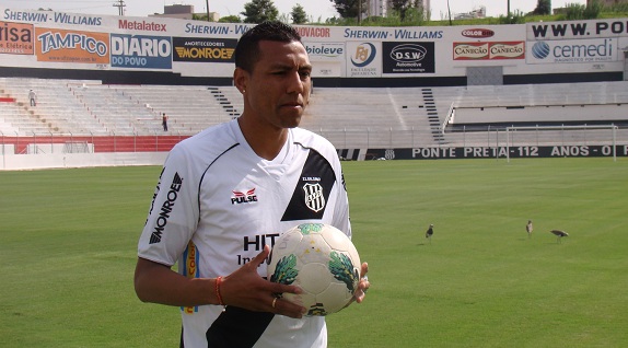 Blog do Ari: Torcida cansou do Ramirez mão na cintura; cobra que se movimente mais