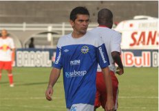 União-MT contrata ex-Menino de Vila e ex-atacante de Guarani e Vasco