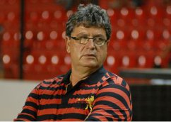 Série B: Treinador do Sport tem dois problemas para escalar o time