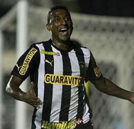 Atacante descarta clima de final antecipada para o Botafogo