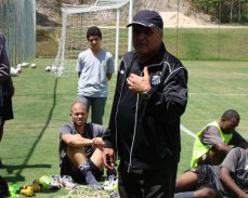 EXCLUSIVO! Mesmo após vitória, técnico deixa time da Série B