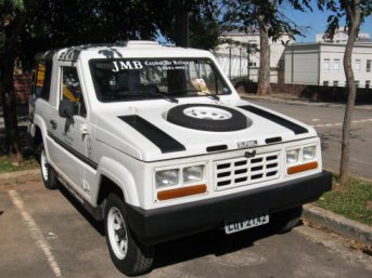Gurgel é atração no Encontro de Carros Antigos do Galleria Shopping