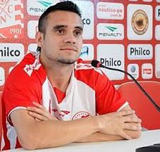 Náutico tenta devolver atacante, mas Palmeiras veta