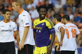 LIGA EUROPA: Valencia e PSV são surpreendidos em casa