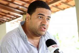 Betim aproveita pausa, faz amistosos e 