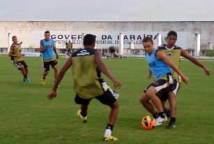 Série D: Botafogo-PB deve ter elenco completo para jogo contra o Tiradentes