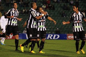 Figueirense x Paraná – Tricolor pode eliminar um concorrente!