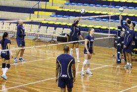 Vôlei: Amil se prepara para enfrentar uma maratona de jogos