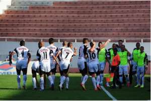 COPA PAULISTA: São Caetano faz lição de casa e XV estreia com derrota