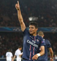 Francês: PSG confirma lesão, e zagueiro preocupa seleção brasileira