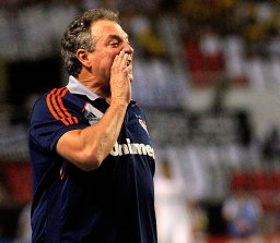 Abel diz ‘não’ ao Flamengo e auxiliar comanda time