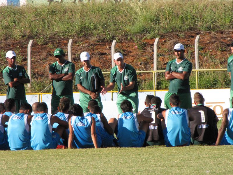 Após ato de indisciplina, time da Série B afasta um dos seus principais jogadores