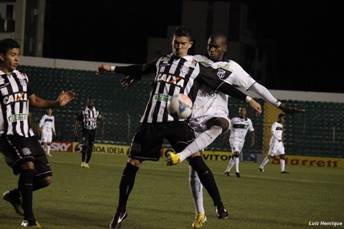 SÉRIE B: Figueirense e Paysandu presenteiam torcidas na noite desta terça-feira