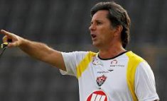 Ex-Palmeiras e Flamengo deve ser o novo treinador do Coritiba