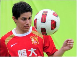 Com gol olímpico de Conca, Guangzhou goleia na Liga dos Campeões da Ásia