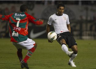 Freguesia? Lusa tenta acabar com jejum de uma década contra o Timão