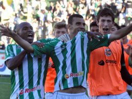 Após acesso, Juventude renova com destaque da Série D