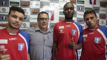 Série B: Guaratinguetá apresenta três reforços para sequência da temporada