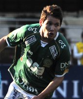 Série C: Sonhando com gol histórico, ídolo retorna ao Guarani