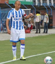 Série B: Maestro volta para ajudar Avaí em confronto direto