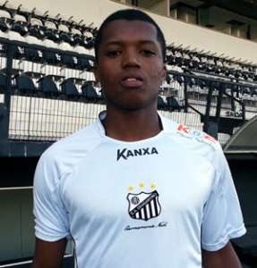 Série B: Bragantino apresenta lateral-direito que estava no Criciúma