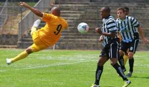 Brasiliense 2 x 2 Treze - Num forte calor, Galo segura o Jacaré!