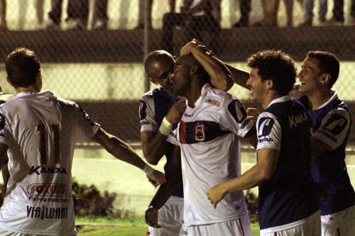 Bragantino 1 x 2 Sport – Inho, futebolzinho . . . Sport vira e fica perto do G4