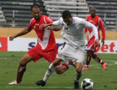Além de Rodriguinho, Corinthians oficializa lateral do Bragantino