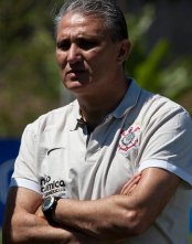 Tite quebra silêncio e confirma que fica no Corinthians