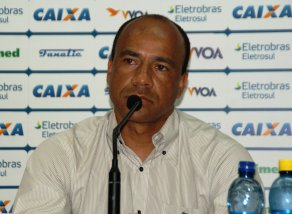 Serie B: Treinador do Ceará quer equipe mantendo o foco para sonhar com G4