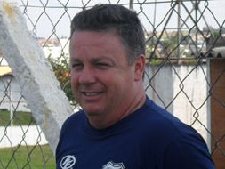 De olho na vaga, Álvaro Gaia quer pontuar diante de concorrente direto