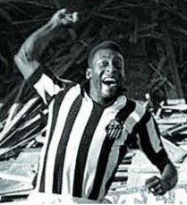 Cinebiografia de Pelé terá desconhecidos como Rei, Rodrigo Santoro e Seu Jorge