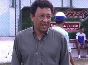 Em busca da 500ª vitória, Lorival Santos acerta com clube do exterior