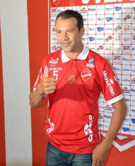 Série C: Meia diz que Vila Nova tem que ‘moer’ o Guarani neste sábado