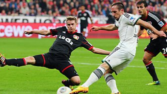 ALEMÃO: Bayern empata em Leverkusen e vira líder