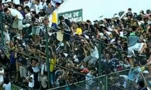 Série B: Superlotação do Frasqueirão atrasa jogo entre Palmeiras e ABC