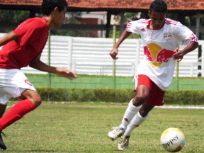 Sub-15 e 17 do Red Bull Brasil vencem a primeira das oitavas de final do Paulista
