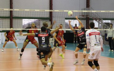 Vôlei: Em Salvador do Sul, Kappesberg/Canoas conquista mais duas vitórias 2 0002048114545 img