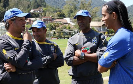 No mercado, Rogério Lourenço ainda pensa em comandar um clube em 2013