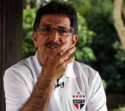 René Simões se junta a clubes que querem a exclusão do São Paulo da Copinha