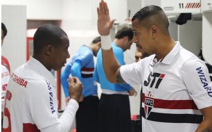 Contundido, zagueiro desfalca o São Paulo contra o Cruzeiro