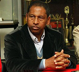 Série B: Joinville confirma uruguaio como treinador até o final do ano