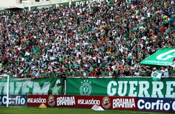Série B: Chapecoense faz promoção para “conquistar” acesso em casa