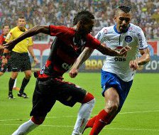 Bahia 2 x 0 Vitória – A chuva ajudou e o Bahia quebrou tabu contra o rival