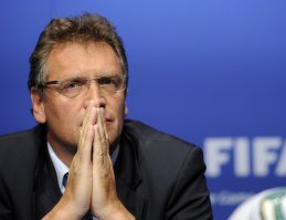 Copa 2014: Fifa critica gramado de Brasília e atrasos em duas sedes