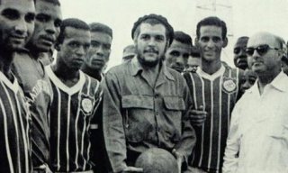 Time da Série C lança camisa à Che Guevara e faz sucesso internacional 2 0002048116171 img