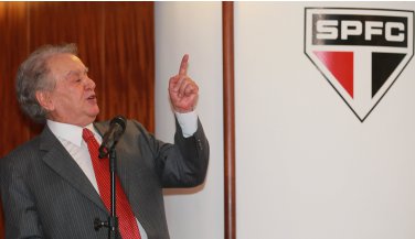 Bater rival domingo teria ‘sabor especial’, diz cartola do São Paulo