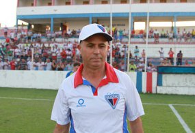 Série C: Precisando da vitória, Fortaleza treina com três atacantes